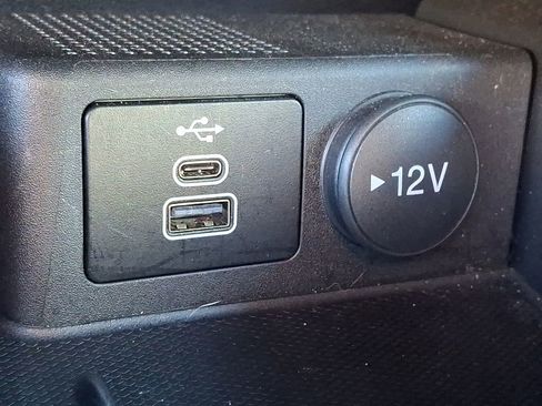 Used 2025 Ford Escape ST-Line image 24