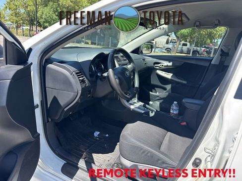 Used 2012 Toyota Corolla S FWD image 7