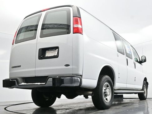 Used 2023 Chevrolet Express 2500 w/ Driver Convenience Package image 45