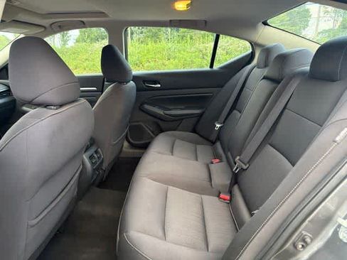 Used 2019 Nissan Altima 2.5 SV AWD/4WD image 14