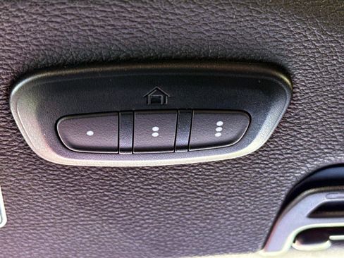 Used 2024 Jeep Wrangler Unlimited Sahara w/ Technology Group image 18