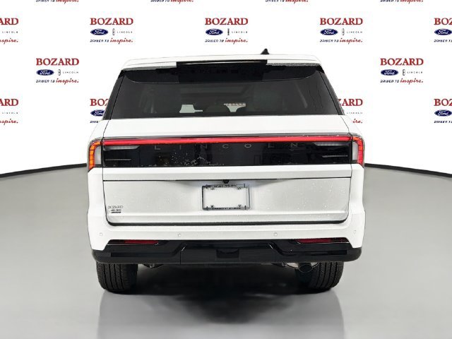 New 2027 Lincoln Navigator Reserve w/ Jet Appearance Package AWD/4WD image 6