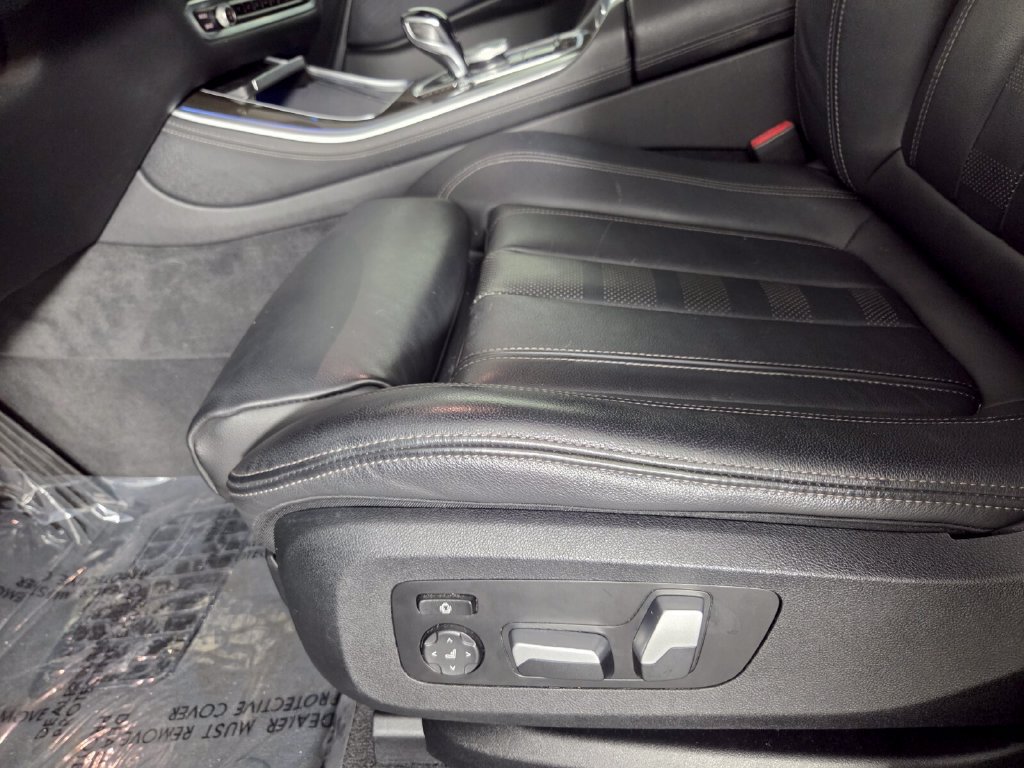 Used 2022 BMW X5 xDrive45e w/ Premium Package AWD/4WD image 11