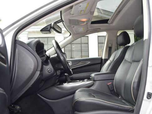 Used 2019 INFINITI QX60 Luxe w/ Essential Package AWD/4WD image 14