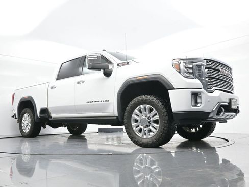 Used 2022 GMC Sierra 2500 Denali w/ Denali Ultimate Package AWD/4WD image 45