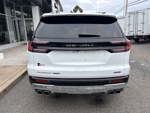 Certified 2026 GMC Acadia Denali w/ LPO, Floor Liner Package image 4