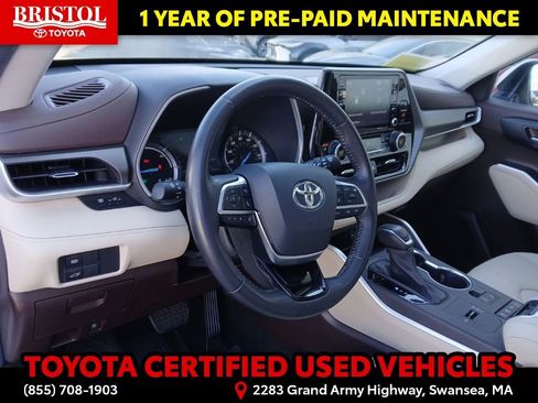 Certified 2020 Toyota Highlander XLE image 15