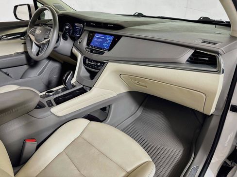 Used 2021 Cadillac XT5 Premium Luxury FWD image 29