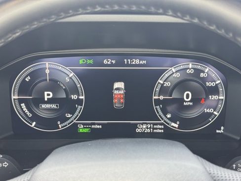 Used 2025 Mitsubishi Outlander image 29