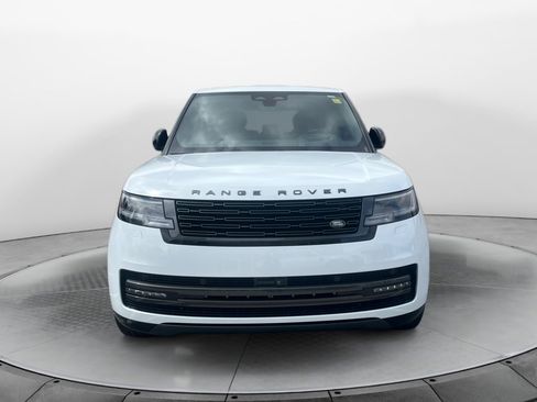 Certified 2024 Land Rover Range Rover SE image 2