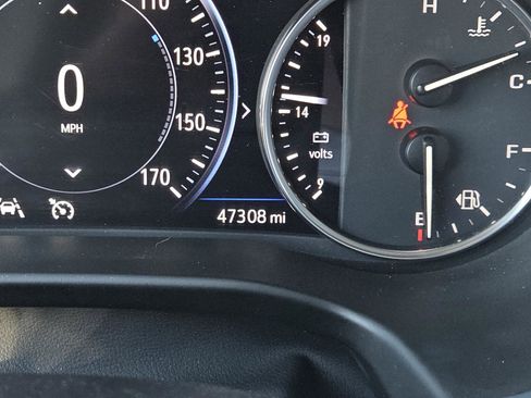 Used 2024 Buick Enclave Premium image 21