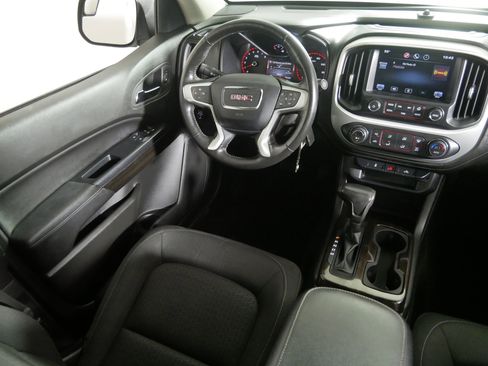 Used 2015 GMC Canyon SLE w/ SLE Convenience Package image 9