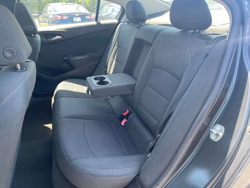 Used 2018 Chevrolet Cruze LT w/ LT Fleet Convenience Package FWD image 16