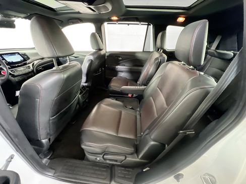 Used 2021 Honda Pilot Black Edition image 25