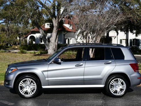 Used 2014 Mercedes-Benz GLK 350 4MATIC image 25