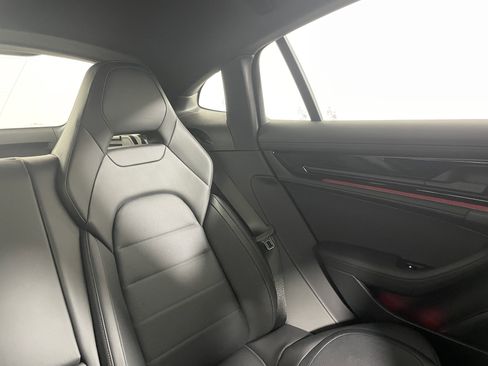 Certified 2026 Porsche Panamera image 17