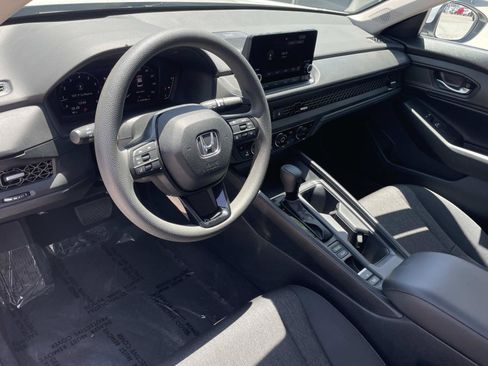 Certified 2023 Honda Accord EX image 3