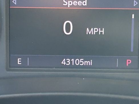 Used 2023 Buick Enclave Essence w/ Sport Touring Edition image 20