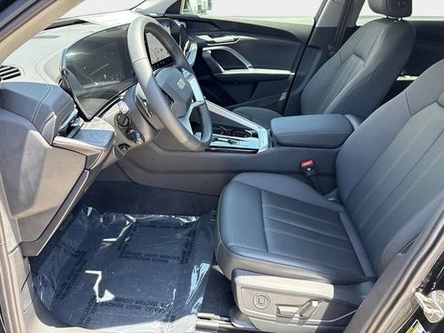 Certified 2025 Audi Q5 Premium w/ Convenience Package AWD/4WD image 16
