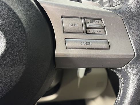 Used 2010 Subaru Outback 3.6R Limited image 18