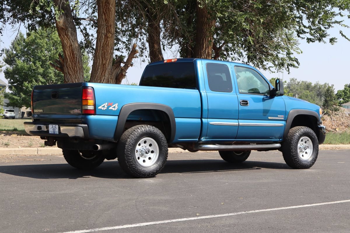 Used 2004 GMC Sierra 2500 SLT w/ Heavy-Duty Power Package AWD/4WD image 5