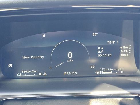 Used 2022 Lincoln Nautilus Reserve w/ Equipment Group 201A image 15