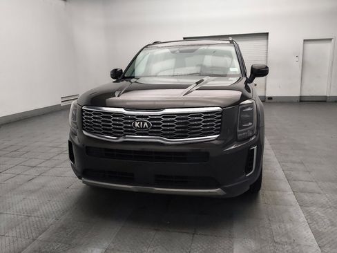 Used 2020 Kia Telluride S w/ S 8 Passenger Seating Package AWD/4WD image 15