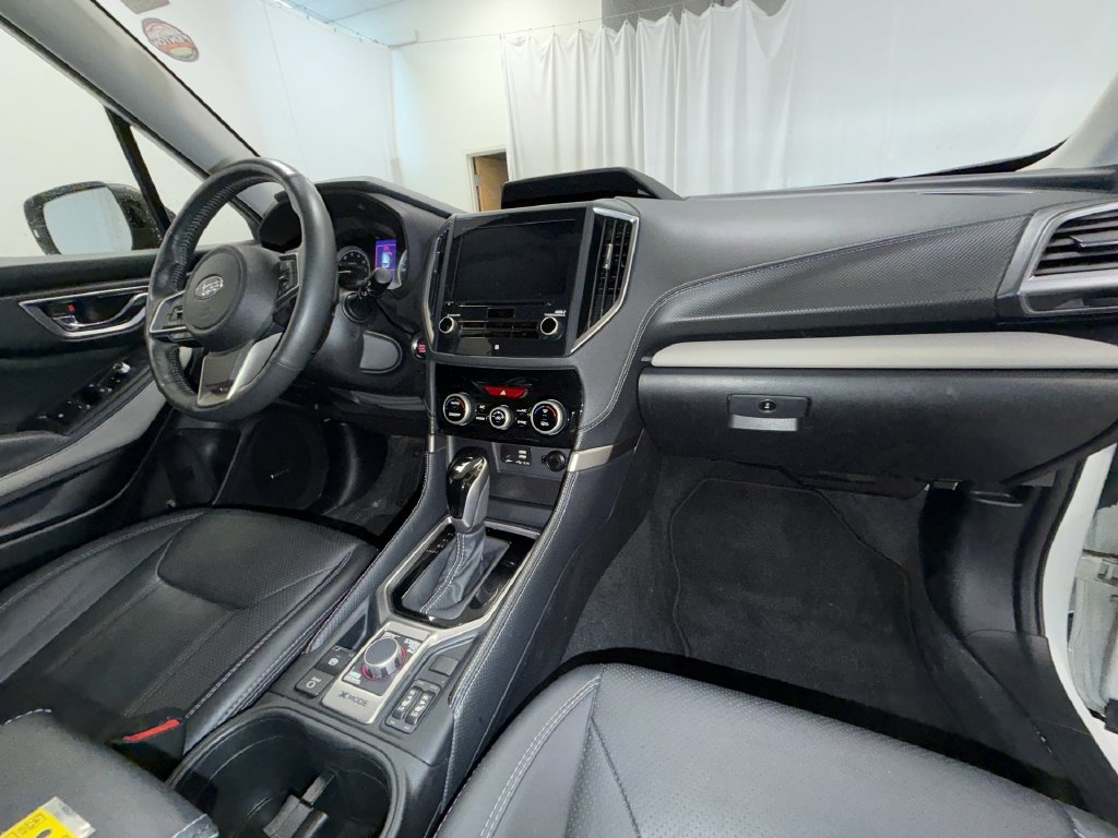 Used 2022 Subaru Forester Limited AWD/4WD image 19
