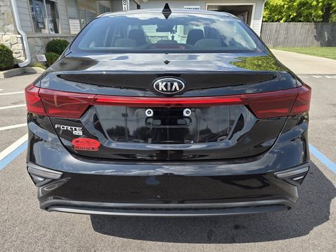 Used 2020 Kia Forte Sedan FWD image 4