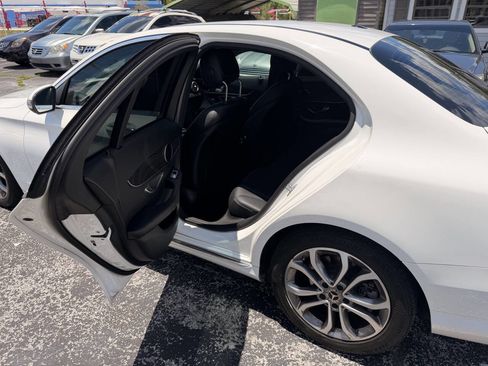 Used 2017 Mercedes-Benz C 300 Sedan image 10