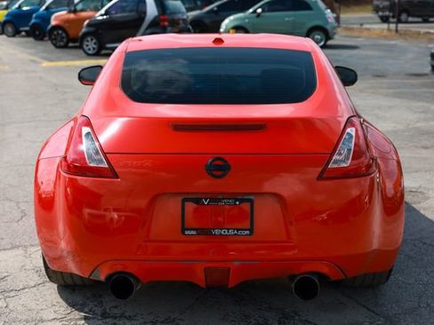 Used 2013 Nissan 370Z Touring image 12