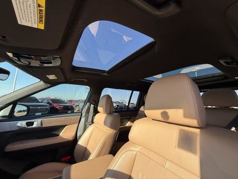Used 2025 Hyundai Santa Fe Limited image 20