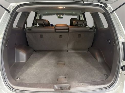 Used 2011 Hyundai Santa Fe Limited image 35