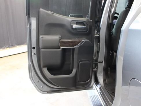 Used 2020 GMC Sierra 1500 SLE w/ SLE Value Package AWD/4WD image 42