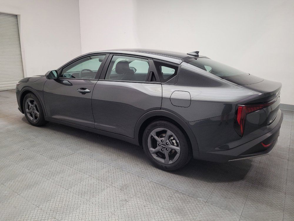 Used 2025 Kia K4 FWD image 3