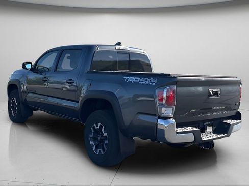 Used 2023 Toyota Tacoma TRD Off-Road w/ Black Out Package (TMS) AWD/4WD image 6