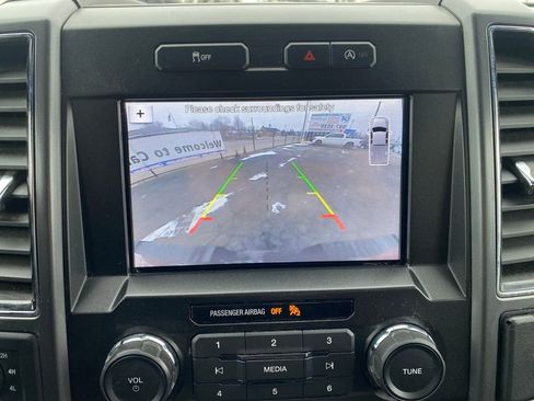 Used 2018 Ford F150 XLT w/ Equipment Group 302A Luxury image 30