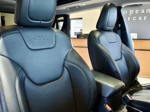 Used 2021 Jeep Cherokee Limited w/ Elite Package image 25