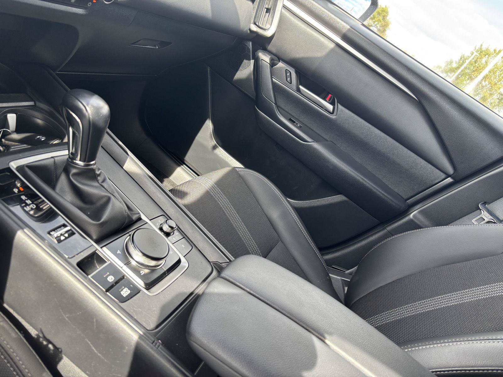 Used 2025 MAZDA CX-50 AWD 2.5 S w/ Premium Package image 28