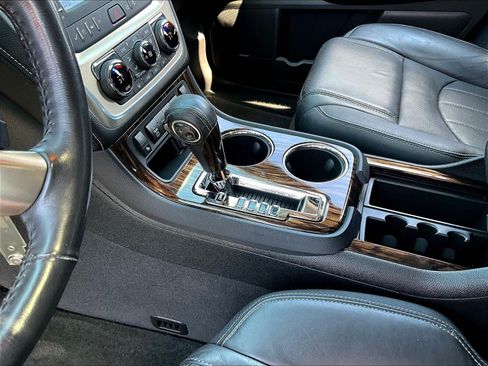 Used 2016 GMC Acadia Denali FWD image 18