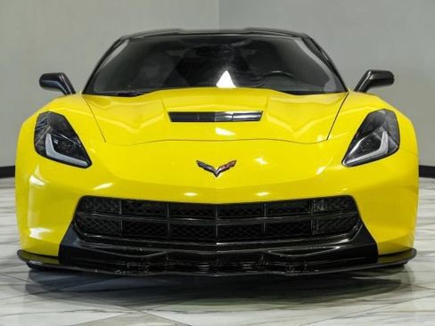 Used 2015 Chevrolet Corvette Stingray Coupe RWD image 8
