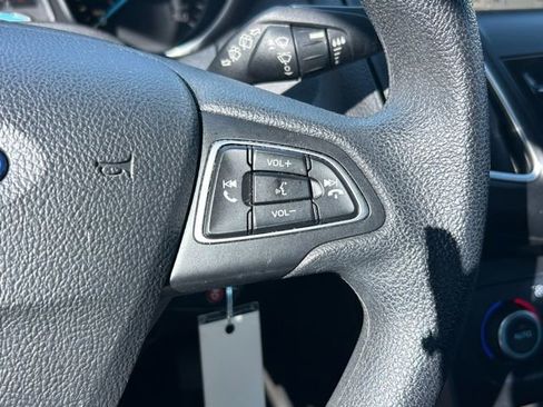 Used 2018 Ford Focus SEL image 23