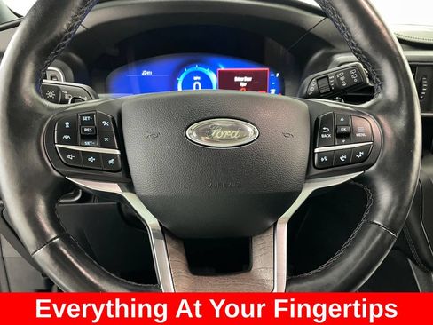Used 2020 Ford Explorer Platinum w/ Premium Technology Package AWD/4WD image 7