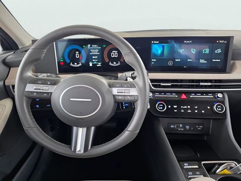 Used 2025 Hyundai Sonata SEL FWD image 21