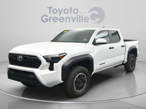 Certified 2024 Toyota Tacoma TRD Off-Road AWD/4WD image 1