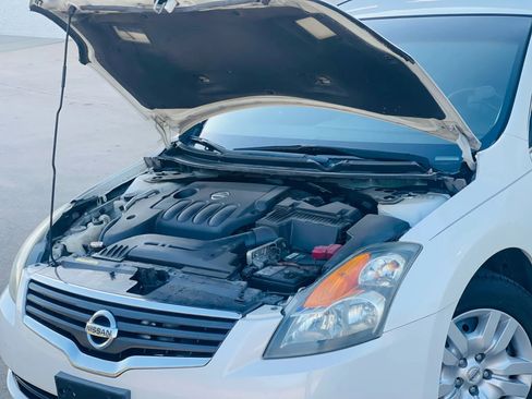 Used 2009 Nissan Altima 2.5 S FWD image 17