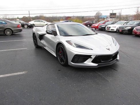 Used 2020 Chevrolet Corvette Stingray Coupe w/ Z51 Performance Package RWD image 6