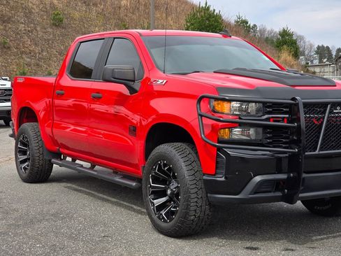 Used 2019 Chevrolet Silverado 1500 Custom Trail Boss w/ Custom Convenience Package image 49