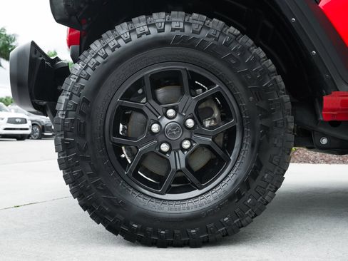Used 2024 Jeep Wrangler Willys image 33