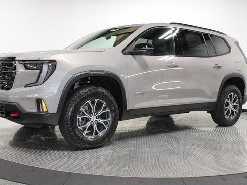New 2026 GMC Acadia AT4 image 4